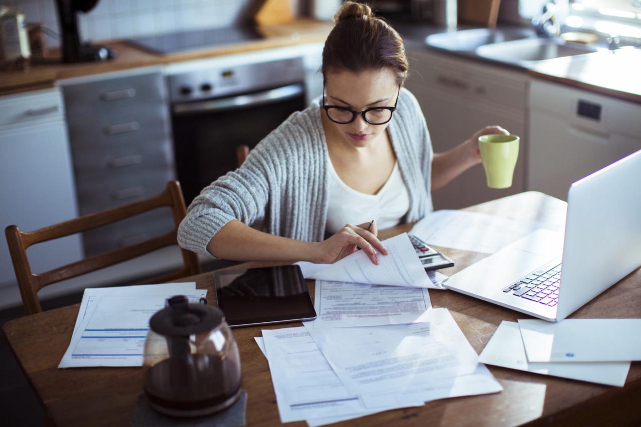 Learn to Work Smart and Improve Your Productivity | Salary.sg - Your ...