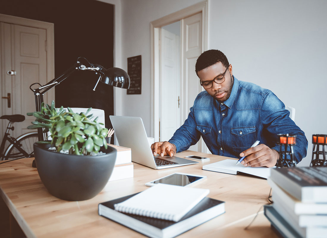 Remote Work: What It Looks Like and How to Make It Work for You - alis